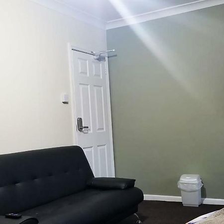 Royal House Slough 호텔 외부 사진